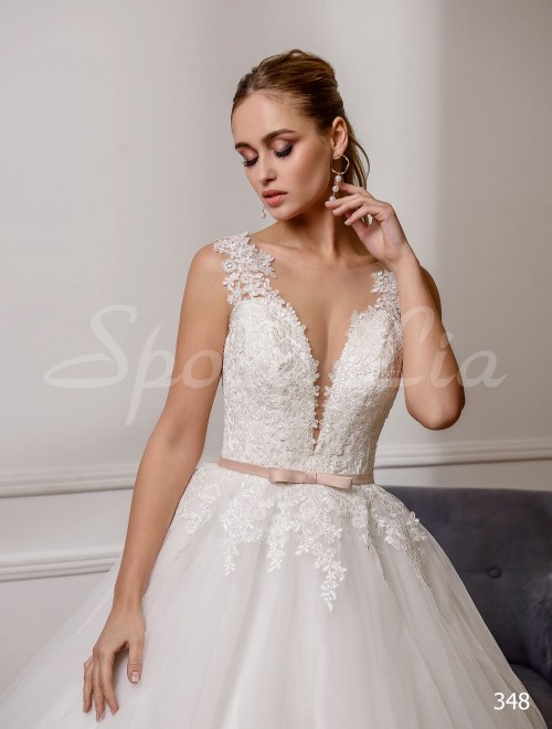 https://www.sposa-lia.com/images/stories/virtuemart/product/348       (2).jpg